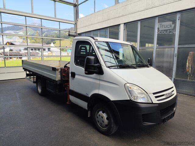 Pick-up furgons Iveco Daily 40