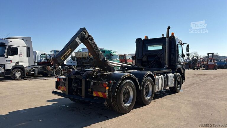 Sistema a braccio con gancio Volvo fmx 500 (CAMION BELGA / DISTANCIA EJE 3.40M / P...