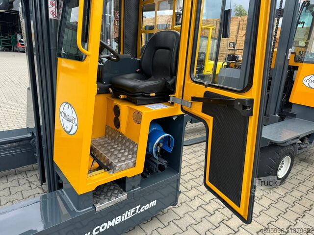 Empilhadeira multidirecional Combilift C3000/Triplex 5500 mm /Perfect condition