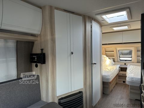 Kemperis Hobby De Luxe 495 UL IC Sonder. Mod. 2026 1800 kg