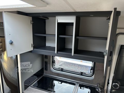 Kemperis Hobby De Luxe 495 UL IC Sonder. Mod. 2026 1800 kg