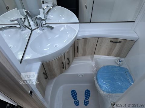 Kemperis Hobby De Luxe 495 UL IC Sonder. Mod. 2026 1800 kg