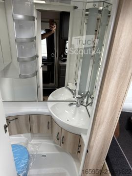 Kemperis Hobby De Luxe 490 KMF Modell 2026 1800kg Garage