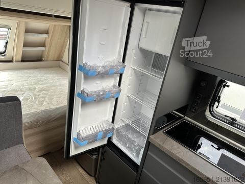 Kemperis Hobby De Luxe 490 KMF Modell 2026 1800kg Garage