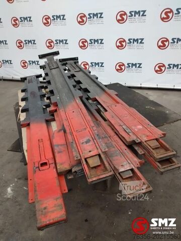 Conjunto usado com 6 suportes de 246 cm Diversen Occ set van 6 rongen 246cm