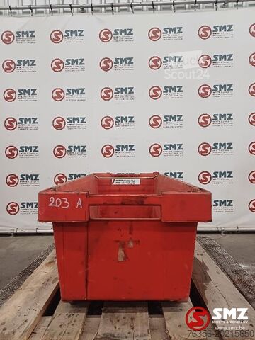 Conjunto usado Los com 16 recipientes de plástico Diversen Occ lot van 16 plastieken bakken
