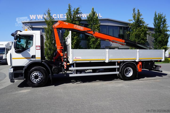 Camión con plataforma plana y grúa Renault C280 DTI 8 / FASSI crane 5.6T / range 8m