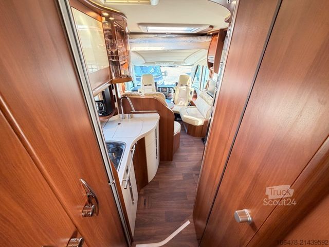 Integruota kemperis CARTHAGO Chic S-Plus I 51 *Einzelbetten-Hubbett-AHK*