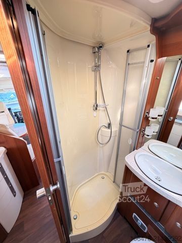 Integruota kemperis CARTHAGO Chic S-Plus I 51 *Einzelbetten-Hubbett-AHK*