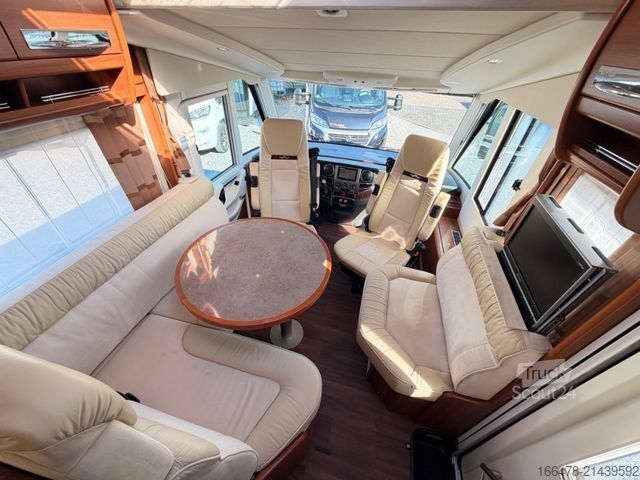 Integruota kemperis CARTHAGO Chic S-Plus I 51 *Einzelbetten-Hubbett-AHK*