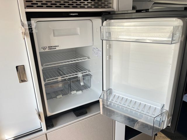 Kastenwagen Wohnmobil / Campervan BÜRSTNER Copa C 530 *Allrad 4x4 *AHK* Markise*