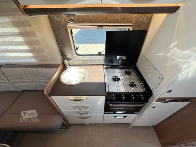 Półzintegrowany kamper BÜRSTNER Lyseo TD 644 G Winter-Paket, Automatik, 4400 kg