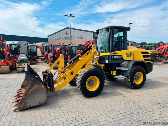 Погрузчик с колёсным шасси YANMAR V120