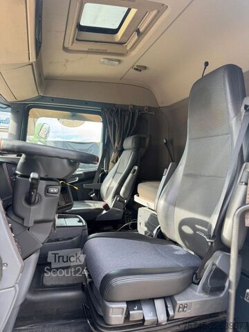 Стандартный седельный тягач SCANIA R 450 * RETARDER * ADR UND KIPPHYDRAULIK *