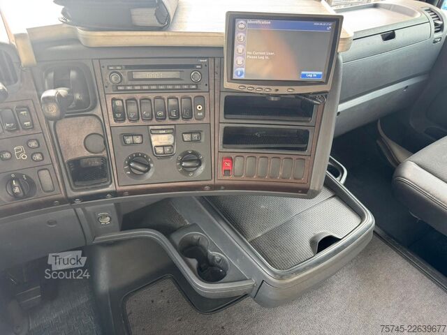 Стандартный седельный тягач SCANIA R 450 * RETARDER * ADR UND KIPPHYDRAULIK *