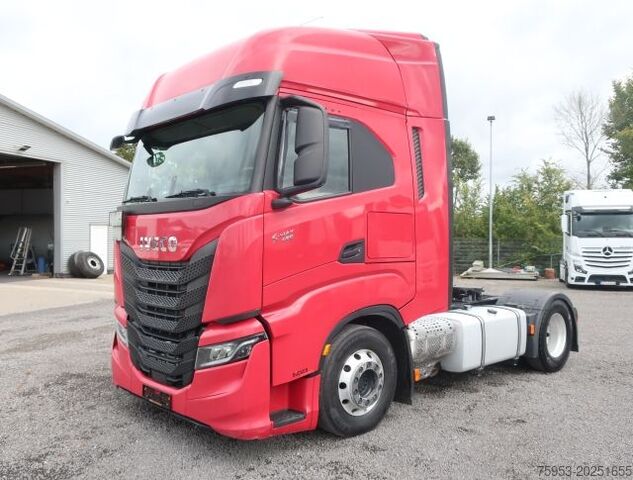 Cap tractor standard Iveco S-Way AS440S48T Intarder Kompressor