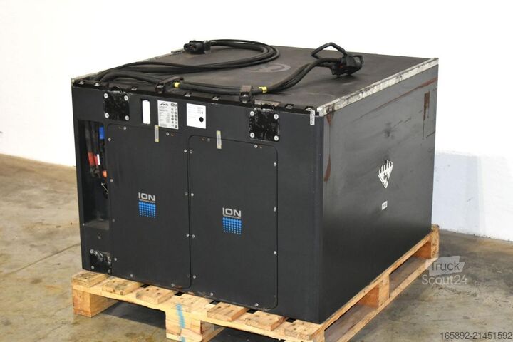 Heftruckaccu Linde 90 Volt  737 Ah