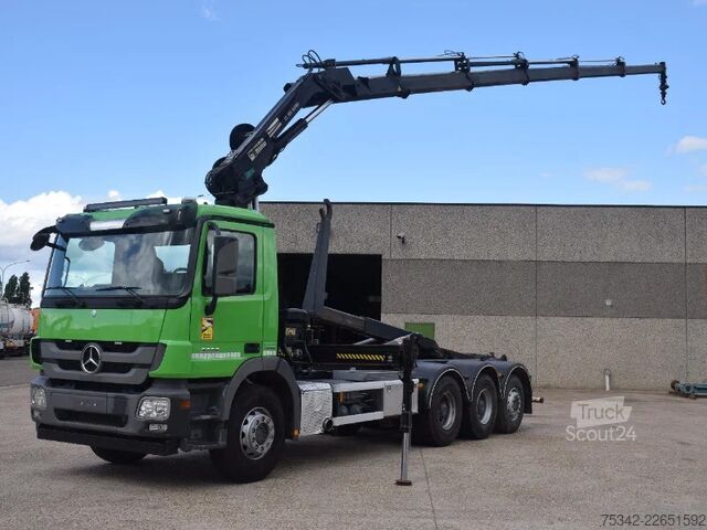 Koukkuvarsijärjestelmä Mercedes-Benz Actros 3236 Hooklift + Hiabcrane