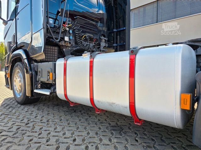 Volumen SZM SCANIA R450 A4x2EB / Retarder