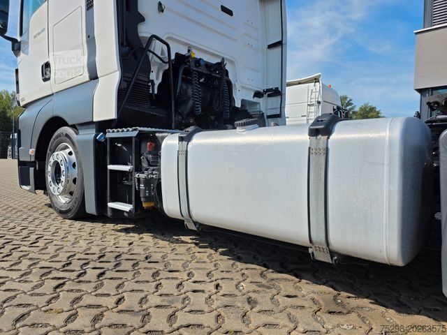 Volumen SZM MAN TGX 18.460 4X2 LLS-U / Retarder