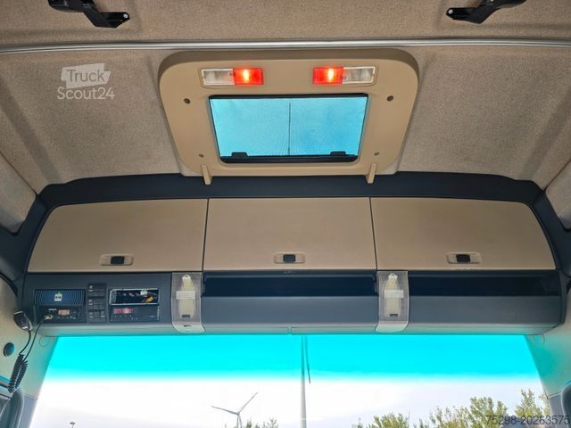 Volumen SZM MAN TGX 18.460 4X2 LLS-U / Retarder