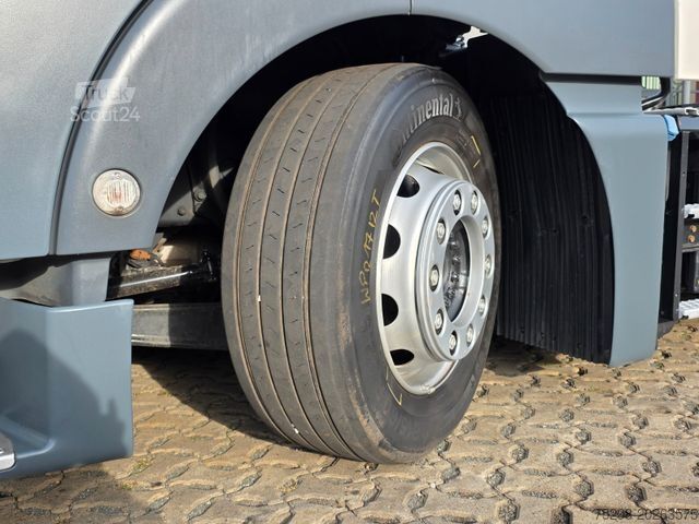 Volumen SZM MAN TGX 18.460 4X2 LLS-U / Retarder