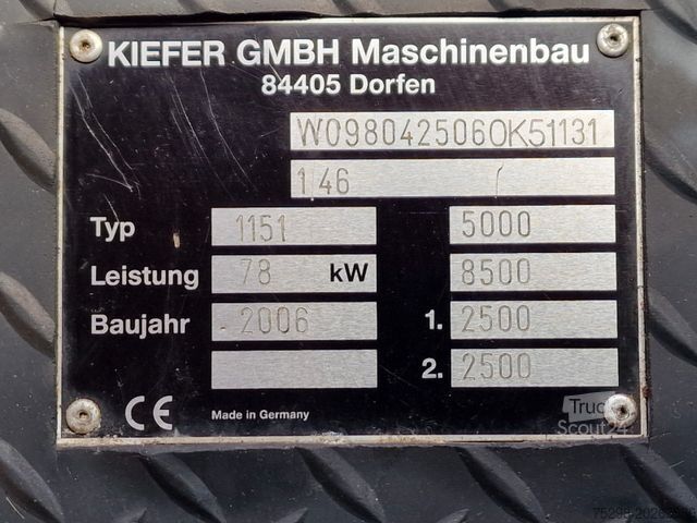 Tilpasset varevogn  BokiMobil 1151 Schneepflug