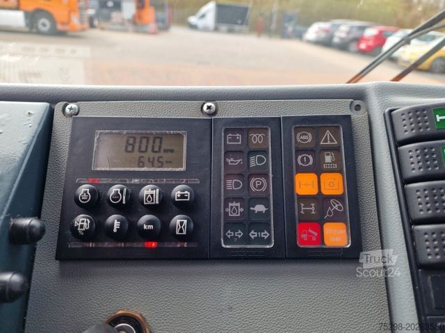 Tilpasset varevogn  BokiMobil 1151 Schneepflug