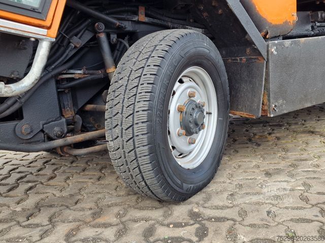 Tilpasset varevogn  BokiMobil 1151 Schneepflug