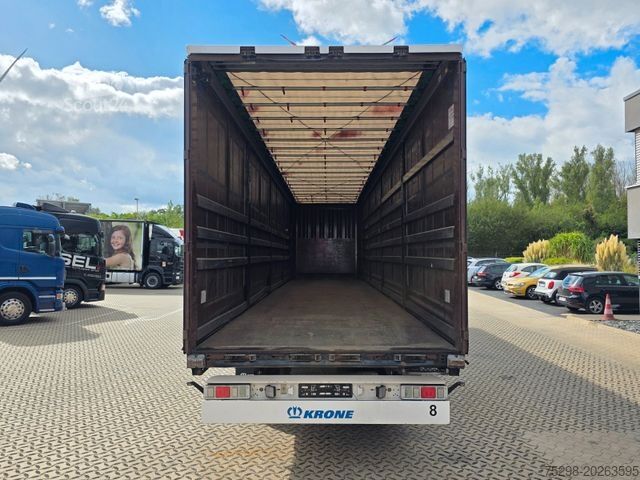 Ανοιχτό ημιρυμουλκούμενο με μουσαμά KRONE SD / 2 Liftachsen