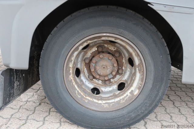 Transporter mit Koffer MERCEDES-BENZ Atego 818 / 1. Hand / Ladeboard / Luftfahrwerk