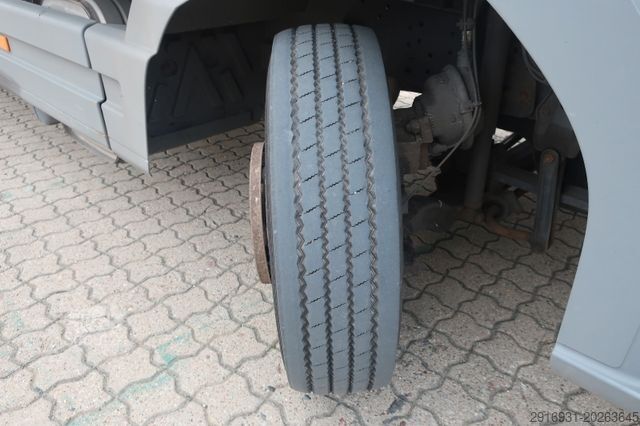 Transporter mit Koffer MERCEDES-BENZ Atego 818 / 1. Hand / Ladeboard / Luftfahrwerk