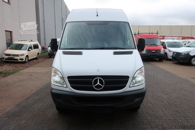 Kastenwagen hoch MERCEDES-BENZ Sprinter 516CDI Werkstatt/SHZ/ AHK / Fzg. Nr:111