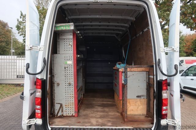 Kastenwagen hoch MERCEDES-BENZ Sprinter 516CDI Werkstatt/SHZ/ AHK / Fzg. Nr:111