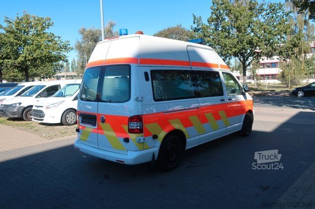 Feuerwehrfahrzeug VOLKSWAGEN T5 Transporter Hochdach lang/KTW/Klima/FN: A40