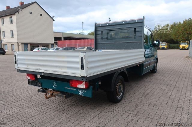 Pick-up skåpbil MERCEDES-BENZ Sprinter Pritsche/DoKa 316 CDI/ SHZ / Fzg: 147