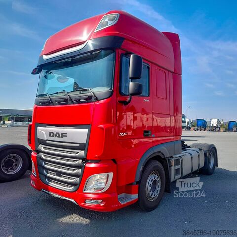 Standart traktör DAF XF 530 SSC