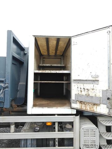 Système de bras à crochet Iveco EuroCargo 130 E25 Doka / 7Pl. Container