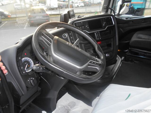стандартний тягач Iveco AS440S46T/P 2LNG