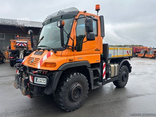 Specialios paskirties sunkvežimis UNIMOG Unimog U400