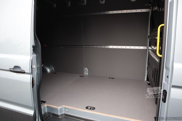 Furgon z wysokim dachem VOLKSWAGEN Crafter 35 Kasten TDI Aut. 4Motion LR *Hochdach