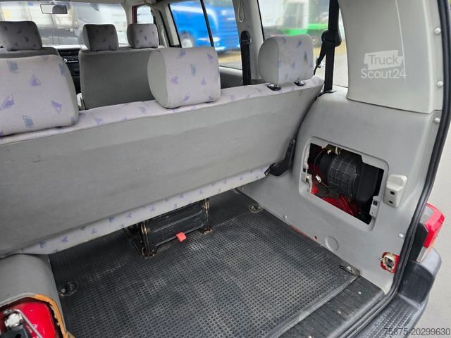 Miniautocarro VOLKSWAGEN T4 Caravelle 2,5-l-Diesel TDI 75kW