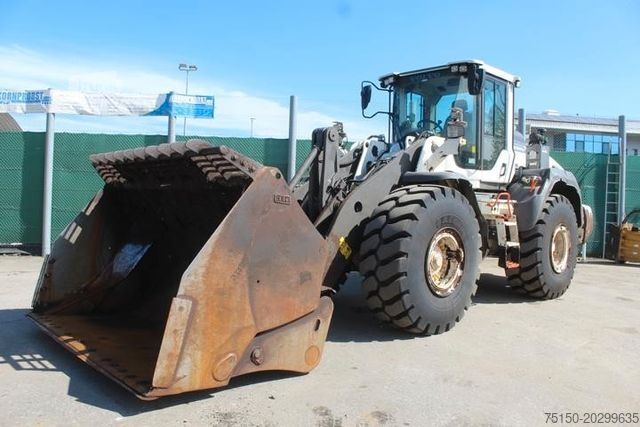 Kolesni nakladalnik VOLVO L110H - Hoch-Kippschaufel Nr.: 916