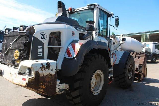 Kolesni nakladalnik VOLVO L110H - Hoch-Kippschaufel Nr.: 916