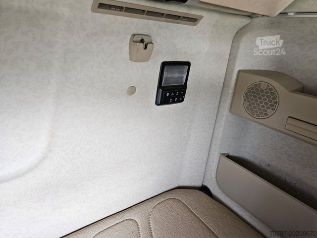 Standard trækkerunit MERCEDES-BENZ 2542 6y2/2, 2. Achse Liftachse, Klima-Automat, 2