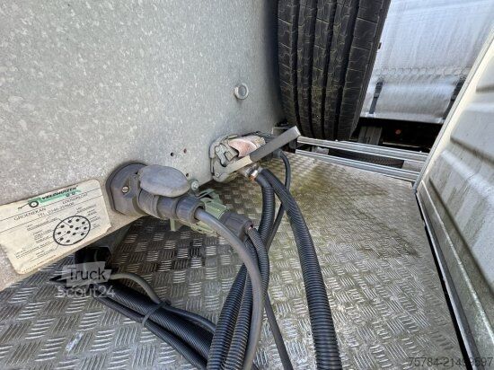 Furgon IVECO 35C7 SATTELZUGMASCHINE + AUFLIEGER VELDHUIZEN, NUR 85.000 KM !!