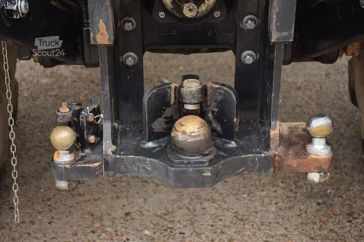 Traktor New Holland T7.270 4WD SA T7.270 4WD SA