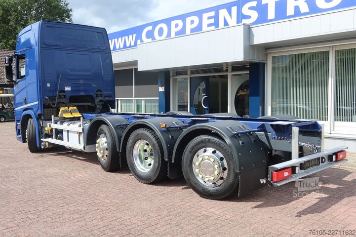 Șasiu cu cabină Scania R410 8x2 Chassis cabine Slaapcabine