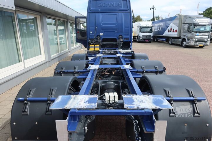 Șasiu cu cabină Scania R410 8x2 Chassis cabine Slaapcabine