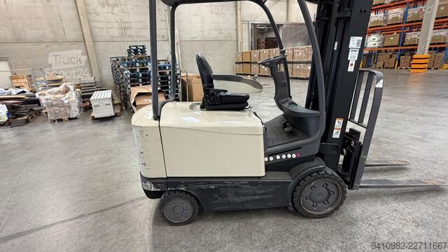 Gabelstapler Crown FC5225-3.0
